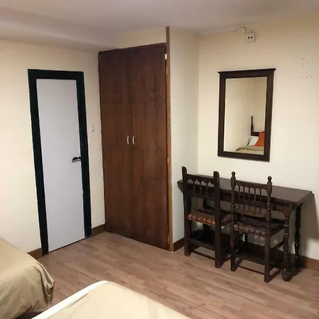 Di Verena Hostel Puigcerdà