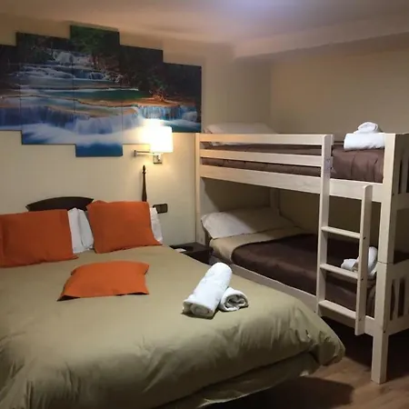Di Verena Hostel Puigcerdà